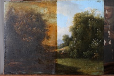 Paysage XIXème sur bois en cours de nettoyage