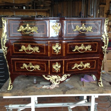 commode tombeau