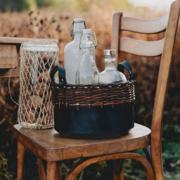 chaise et panier osier brut.jpg