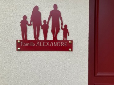 plaque famille.jpeg