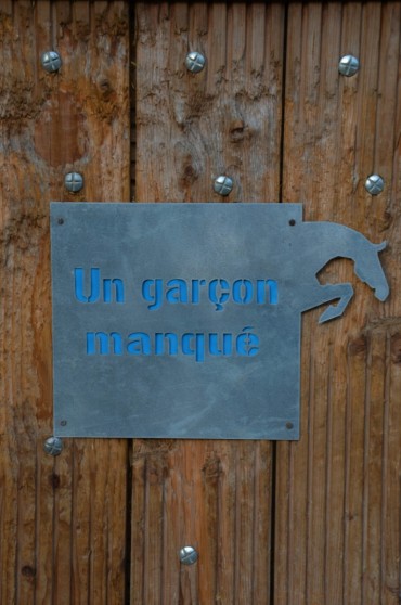 plaque box.JPG